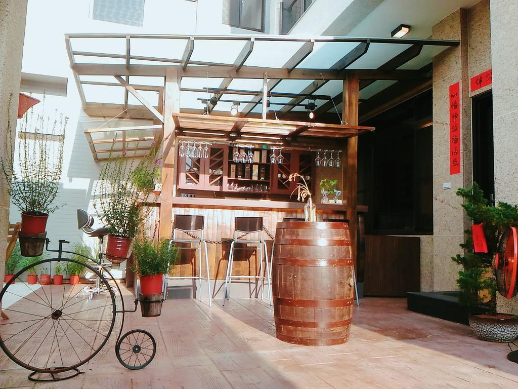 He Tian B&B - Cafe & Bar Puli Exterior photo
